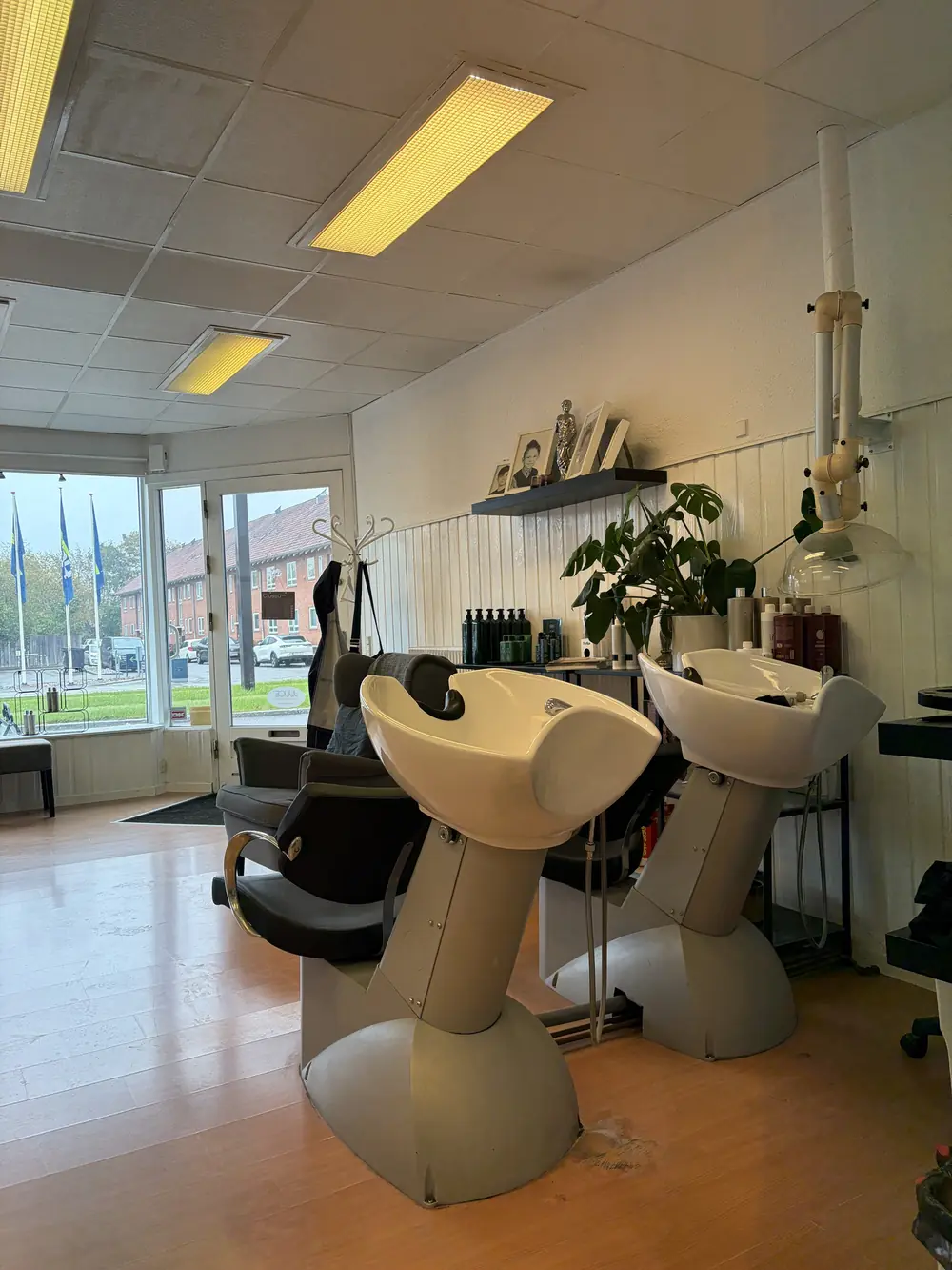 Vaskepladserne i salonen